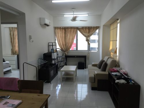 コンドミニアムのリビング